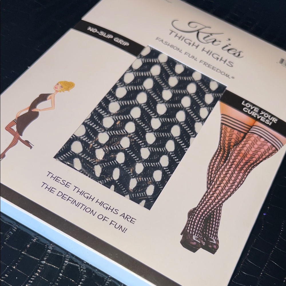 RARE KIX’IES Mimi Circle Fishnet Thigh Highs - Size D (Hard to Find!) 🖤